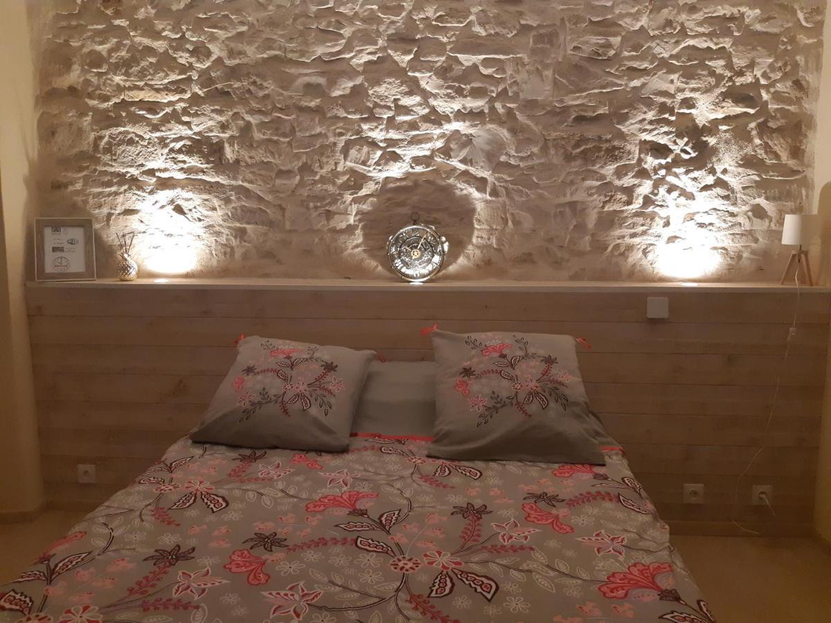 نيم Suite Privee Bed And Breakfast المظهر الخارجي الصورة