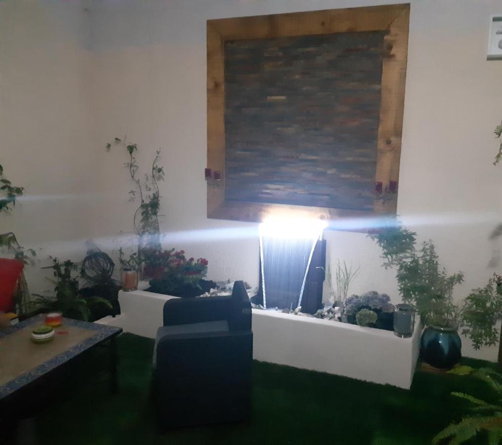 نيم Suite Privee Bed And Breakfast المظهر الخارجي الصورة