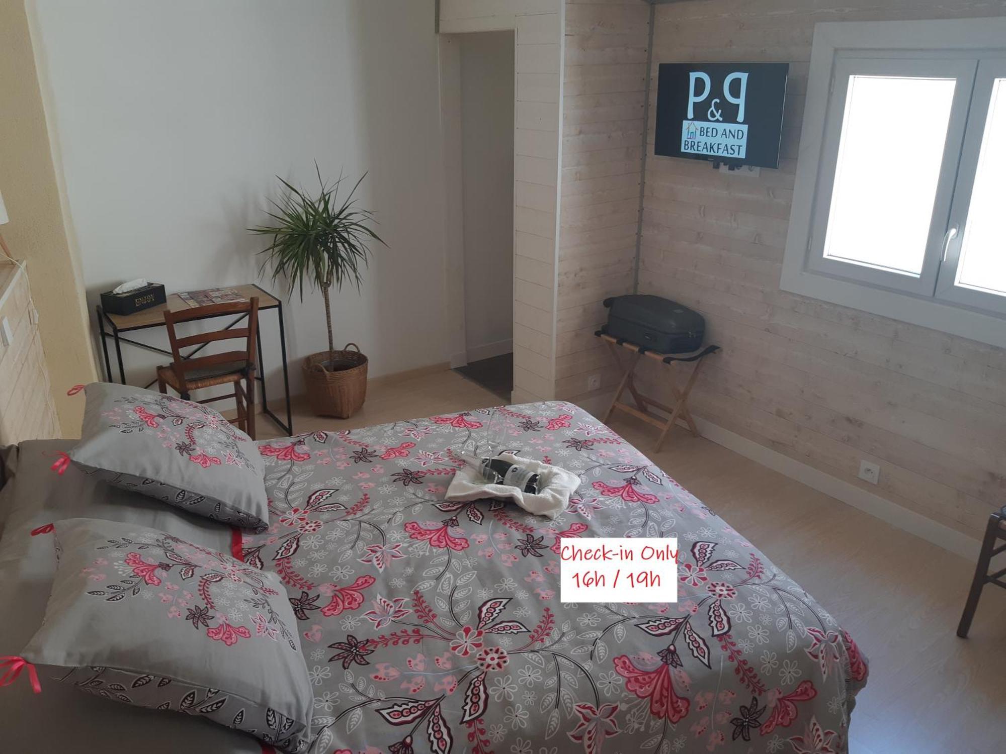 نيم Suite Privee Bed And Breakfast المظهر الخارجي الصورة